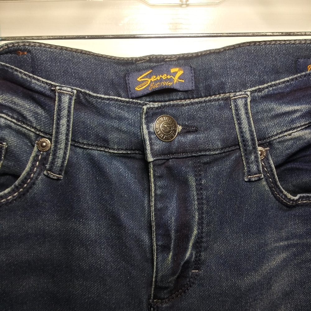 Womems Seven7 Capris Girlfriend